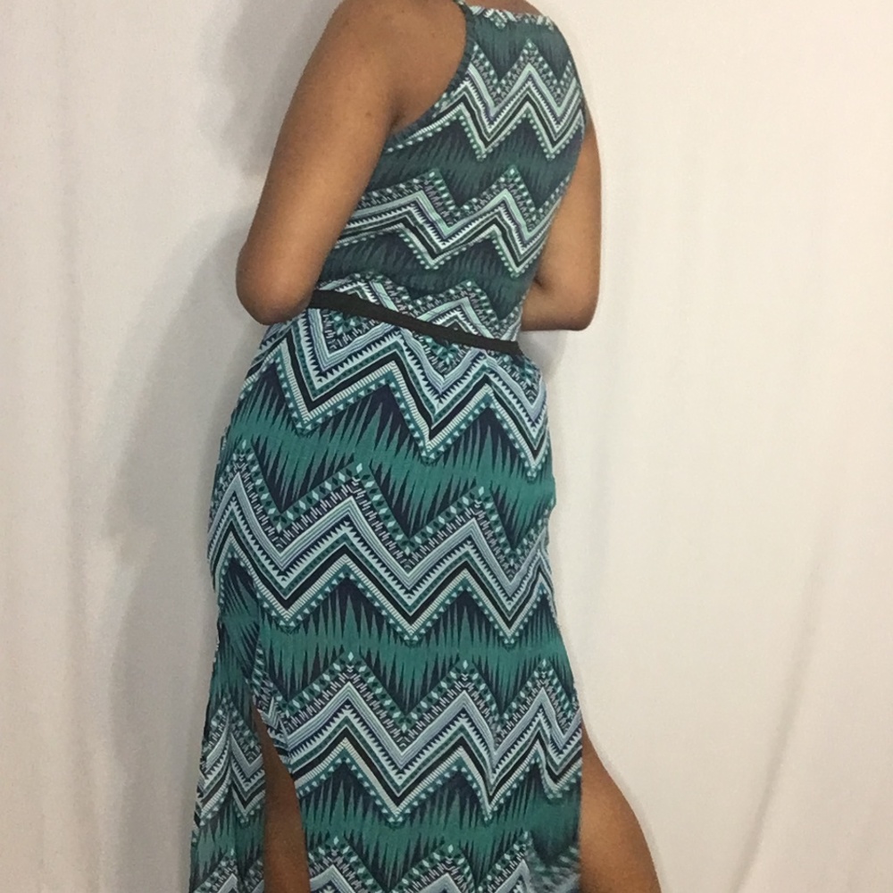 Matching Set - Picture 2 of 2